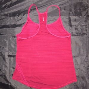 Hylete tank